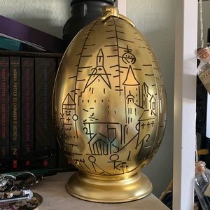 Pottery barn Harry Potter Egg